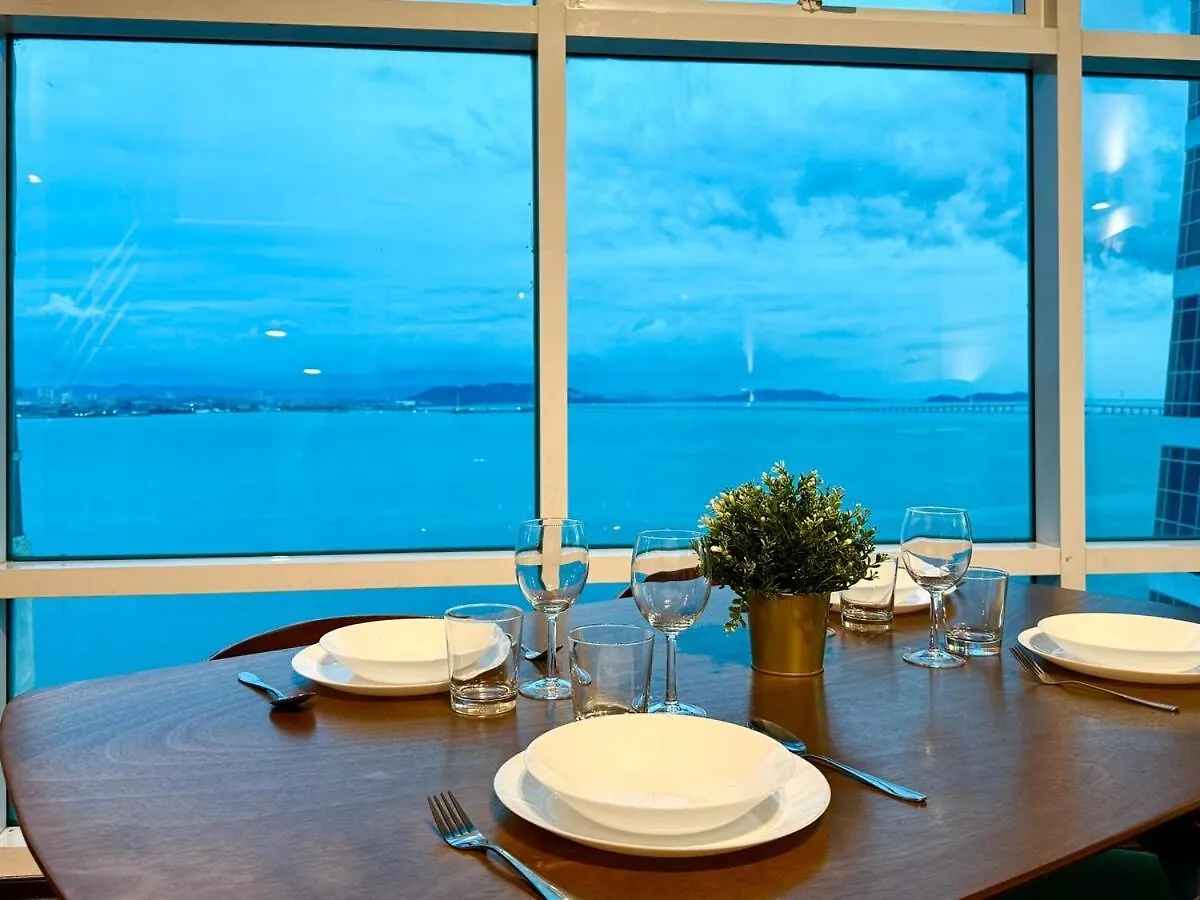 Apartment Ferienwohnung Seaview Seafront Duplex In Town With Wifi & Full Kitchen 16 George Town